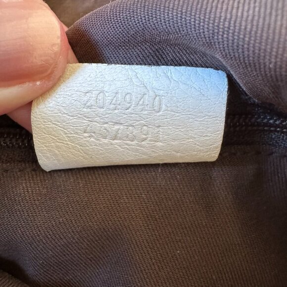 GUCCI GG Canvas Crossbody Abbey Bag - Picture 9 of 14